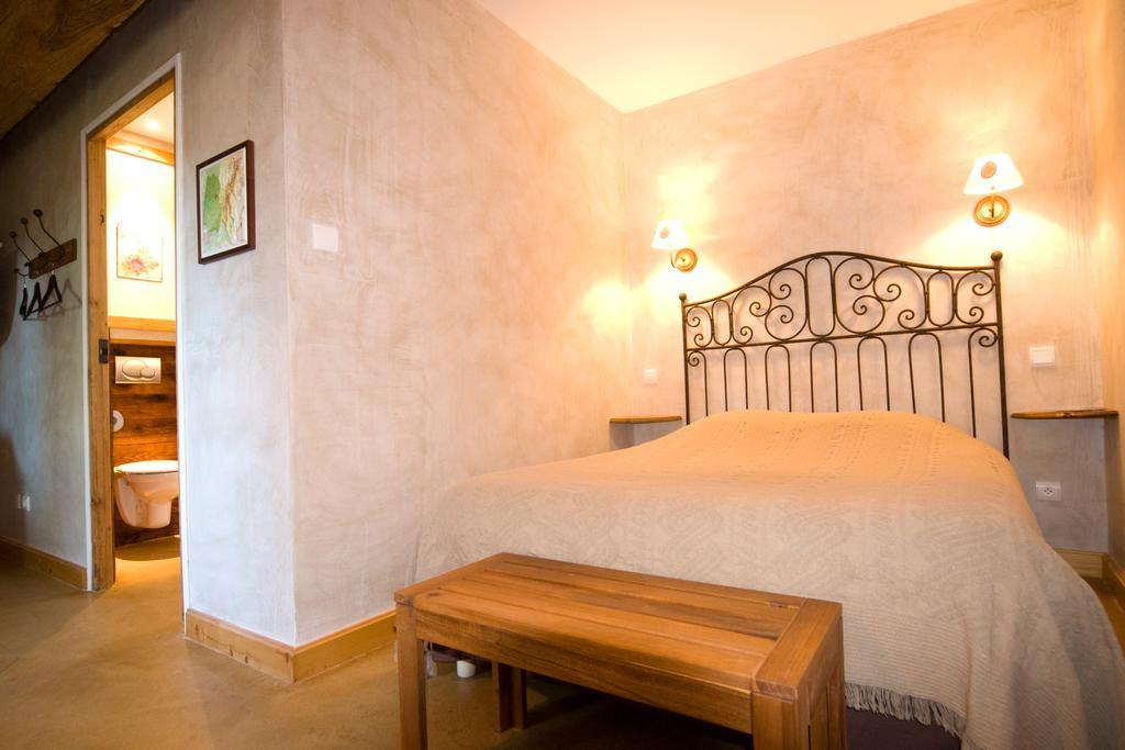 B&B La Cerisaie Francheleins 部屋 写真