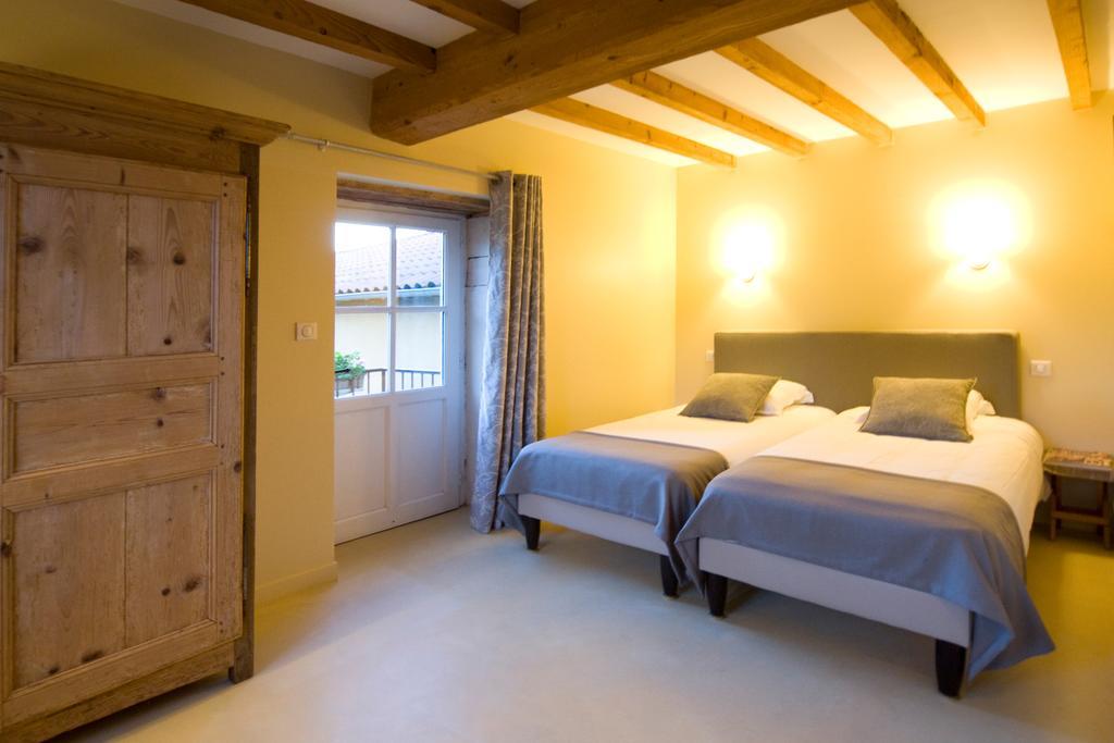 B&B La Cerisaie Francheleins 部屋 写真