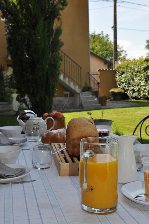 B&B La Cerisaie Francheleins エクステリア 写真
